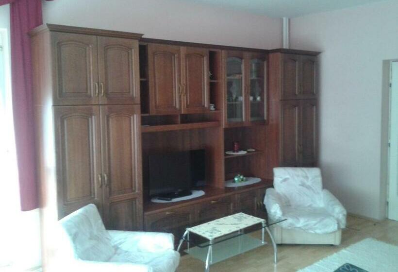 ペンション Marika Haus