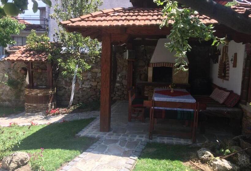 Пансион Mira Guest House