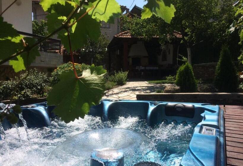 Пансион Mira Guest House