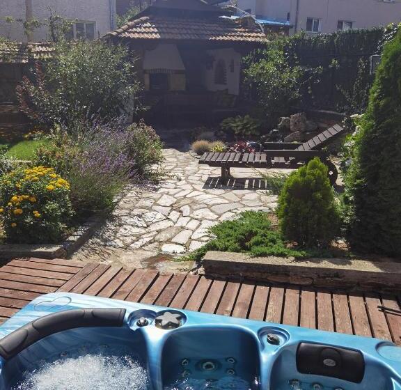 Пансион Mira Guest House