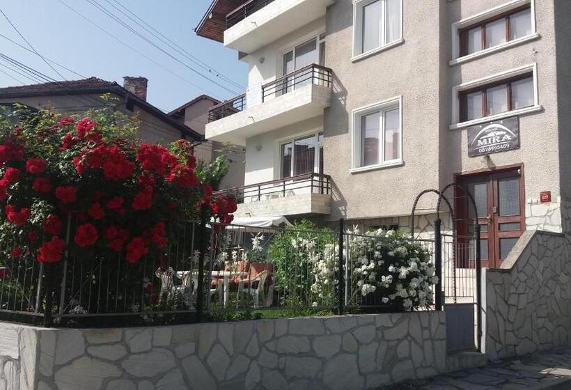 Пансион Mira Guest House