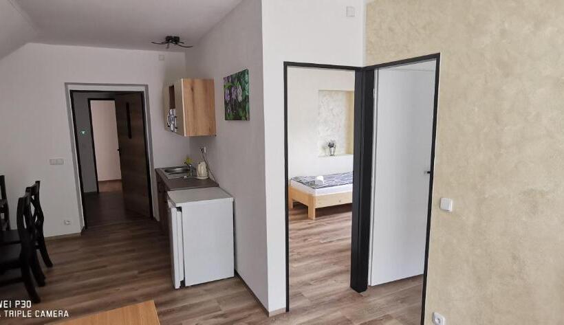 پانسیون Penzion Kormorán