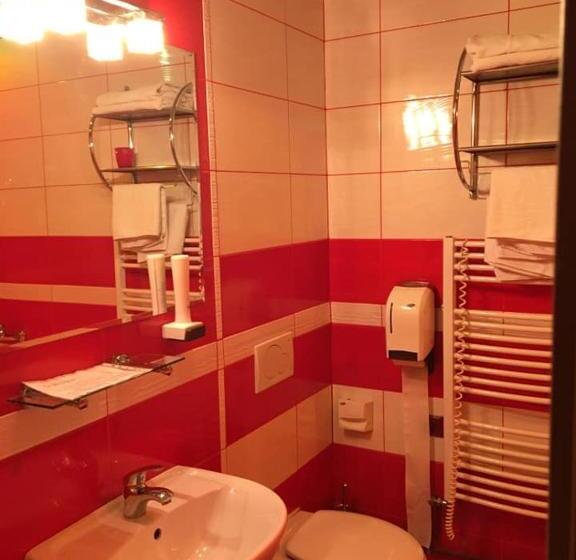 膳宿费 Penzion Starojicka Pizza