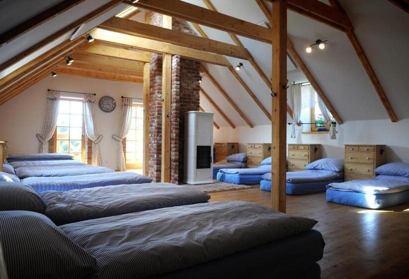 膳宿费 Starý Svět