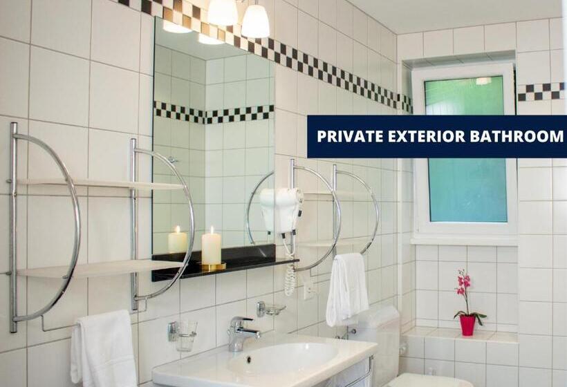 پانسیون Suite Stays By Hotel La Perla