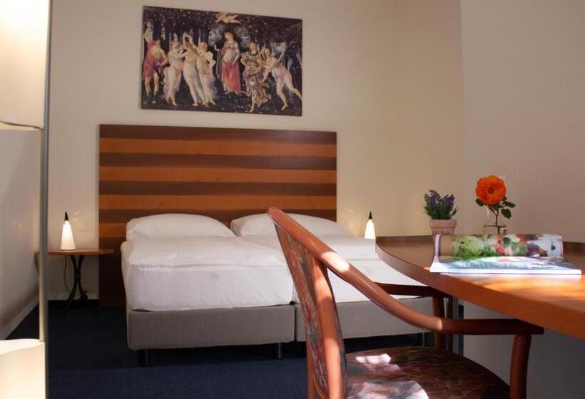 پانسیون Suite Stays By Hotel La Perla