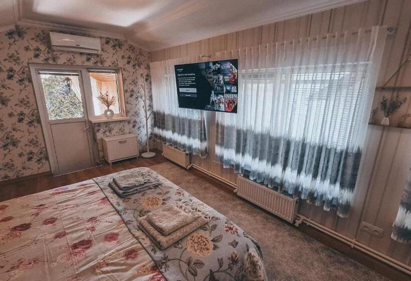 پانسیون White Valley Entire Guest House Next To Forest