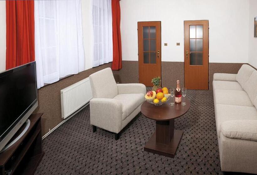 Pension Restaurace Lugano