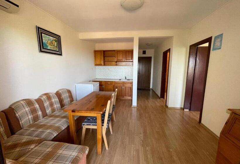 منتجع Complex Terazini