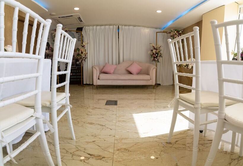 Diamond Star Hotel فندق النجمة الماسية