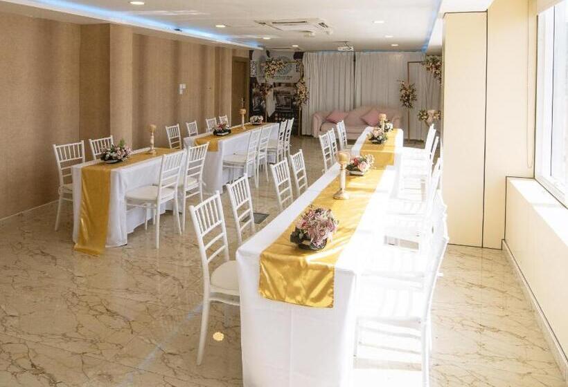 Diamond Star Hotel فندق النجمة الماسية