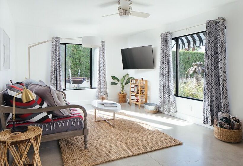 El Cid By Avantstay 16 Occ Full Hotel Buyout In Palm Springs W Pool