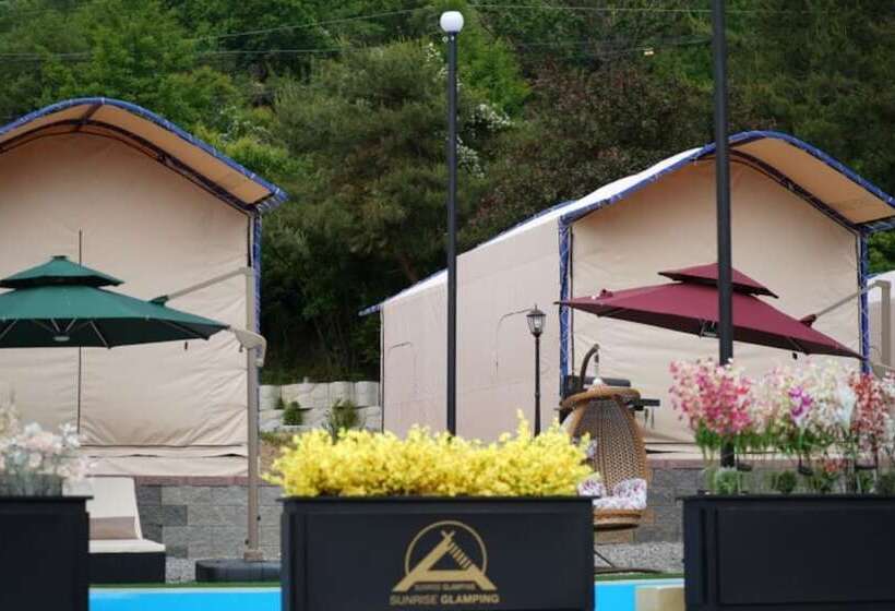 فندق Andong Sunrise Glamping