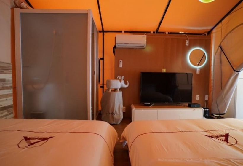 בית מלון כפרי Andong Sunrise Glamping