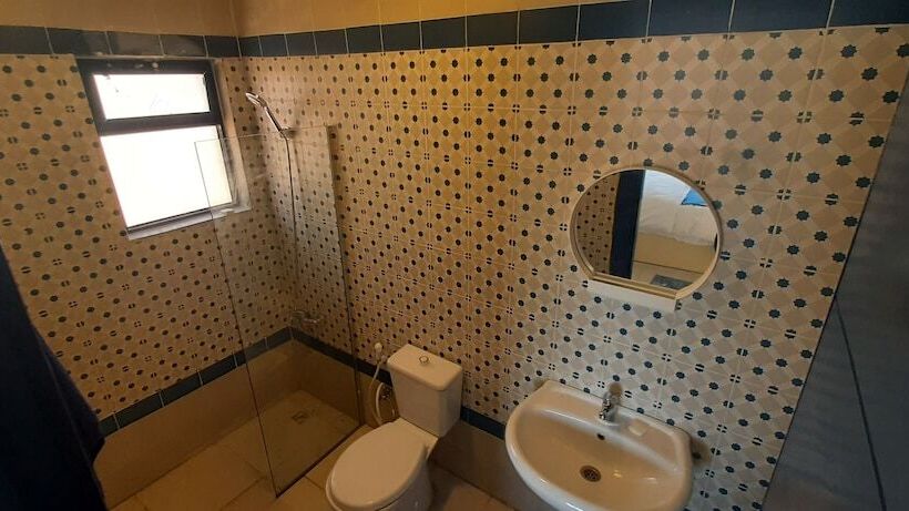 هتل Citadel Apartments غير سياحي