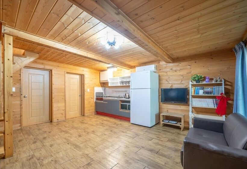 Hotel Gapyeong Tori Spa Pension