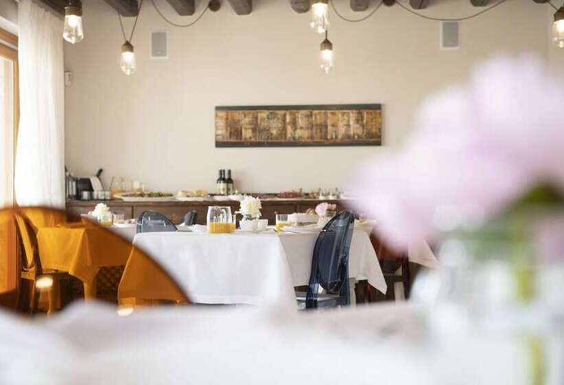 בית מלון כפרי Magari Estates