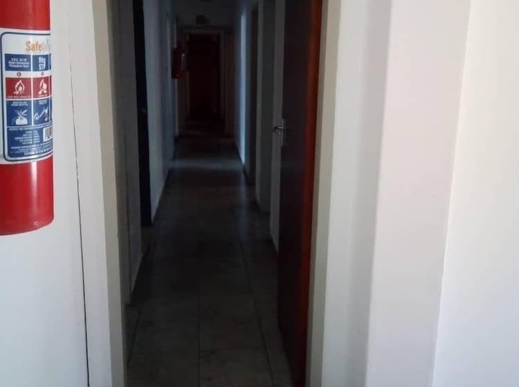 酒店 Master Palace   Sasolburg