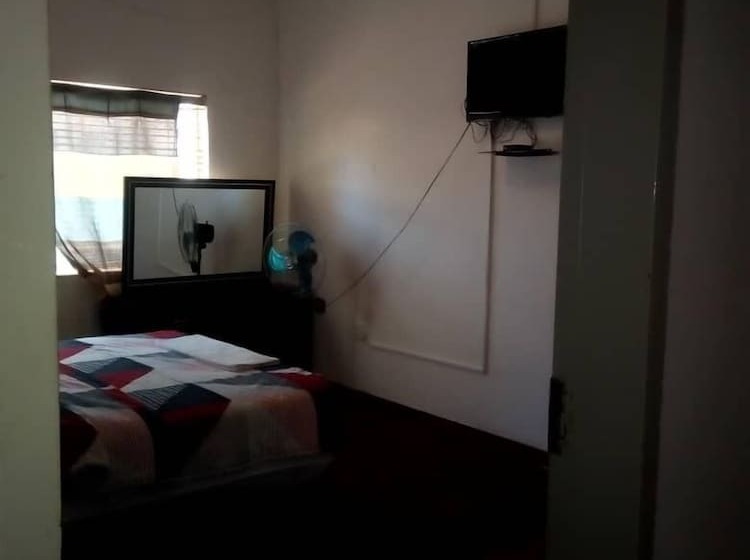 酒店 Master Palace   Sasolburg