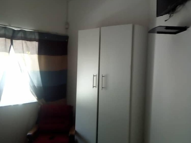 酒店 Master Palace   Sasolburg