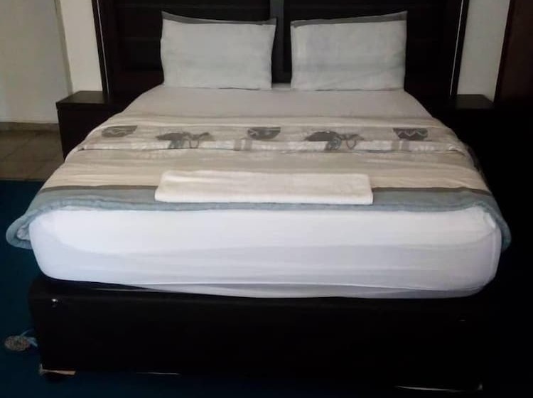 酒店 Master Palace   Sasolburg