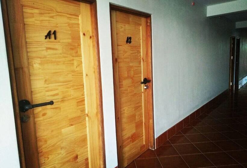 בית מלון כפרי Pakarang Resort