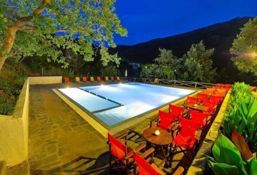 호텔 Pool Bar Tsigoura