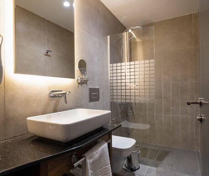 فندق Ref Inn