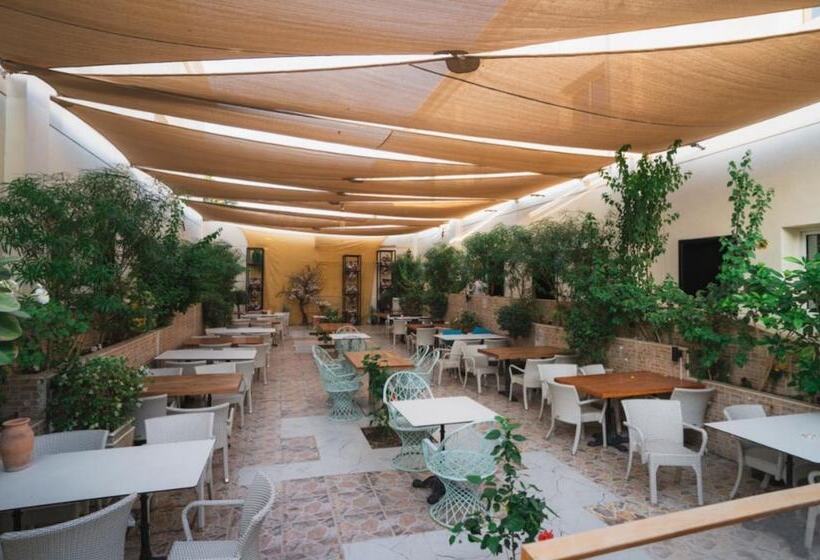 Отель Royal Prestige