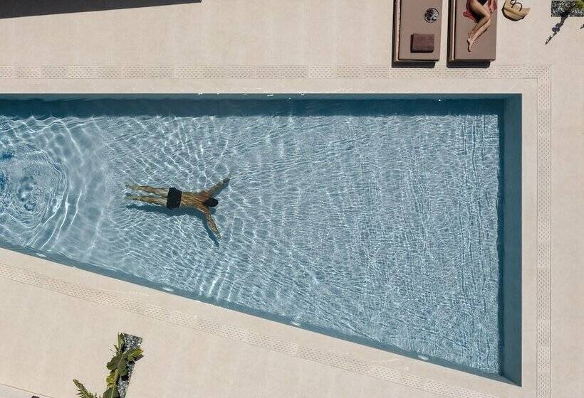 Kymani Boutique Hotel & Suites