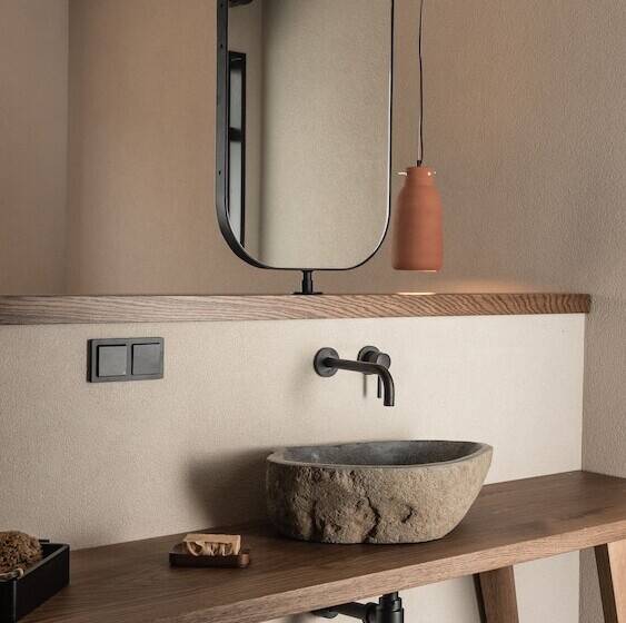 Kymani Boutique Hotel & Suites