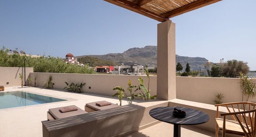 Kymani Boutique Hotel & Suites