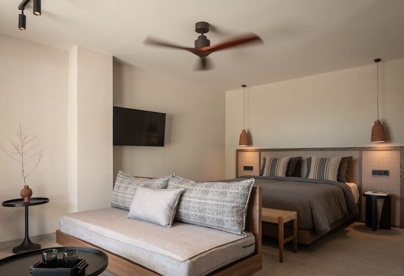 Kymani Boutique Hotel & Suites