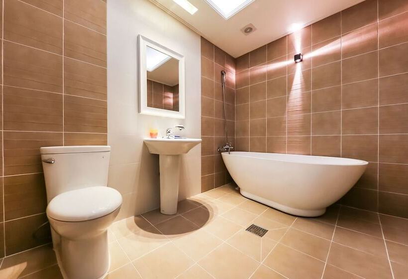 Yeonsan Golden Time Motel