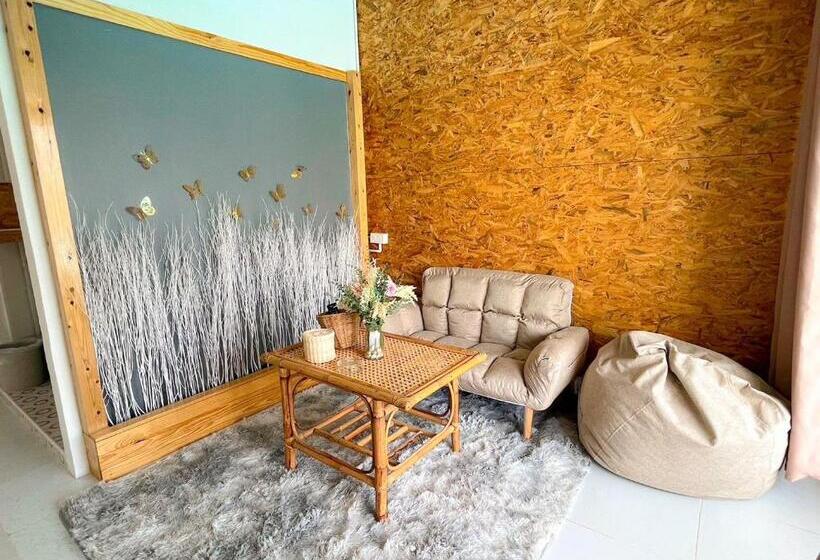 ホテル Aiem Sa Ard At Kohlarn