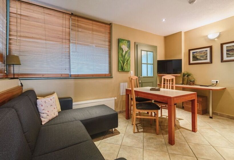 Отель Apart Vivaldi