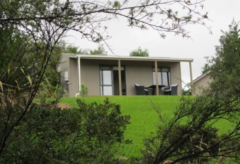 호텔 Auckland Country Cottages