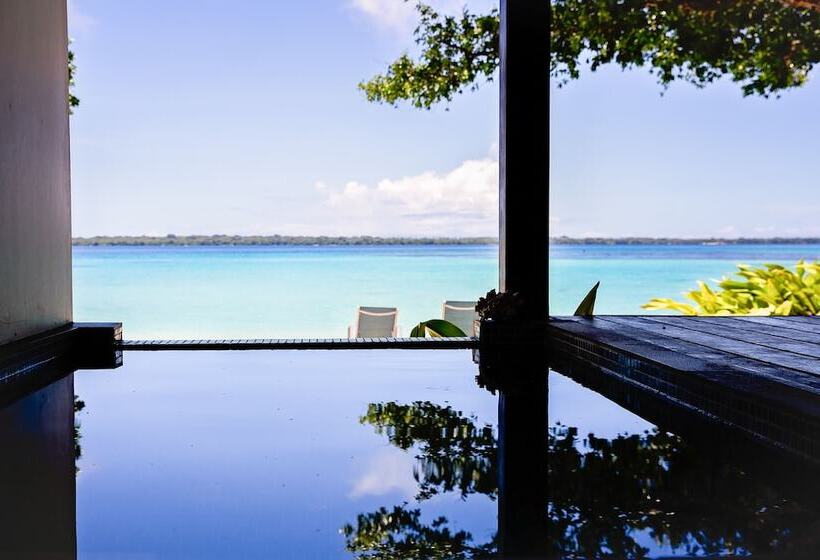 בית מלון כפרי Barrier Beach Resort