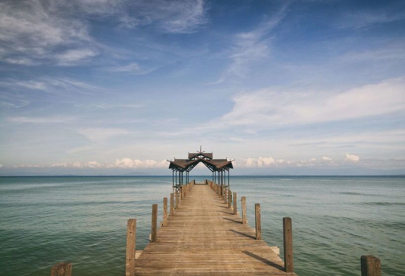 酒店 Borneo Eagle Resort