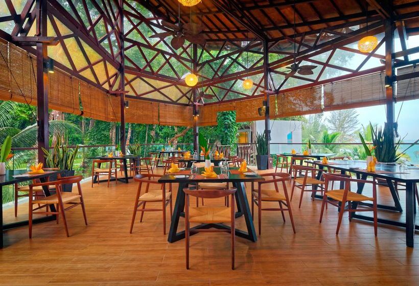 בית מלון כפרי Borneo Eagle Resort