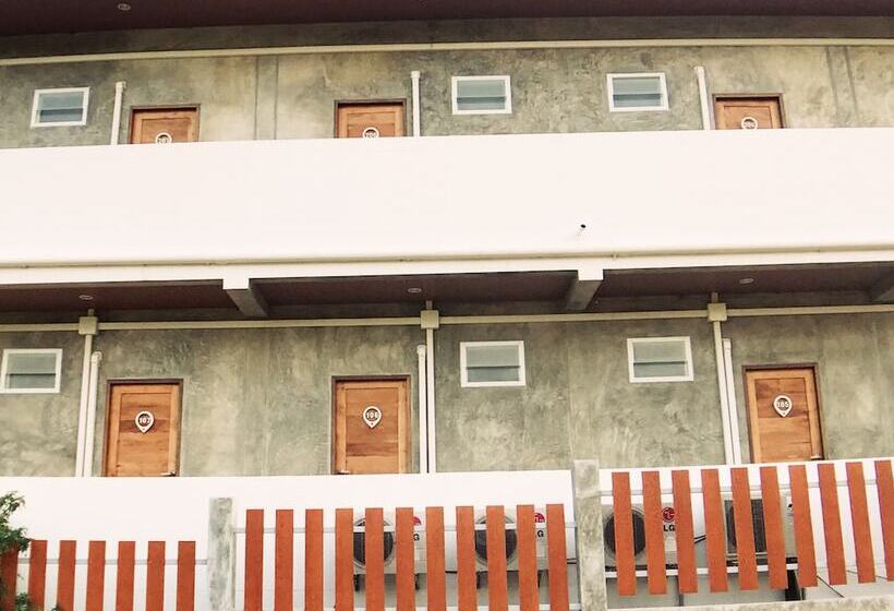 Hotel Check In Resort Koh Larn