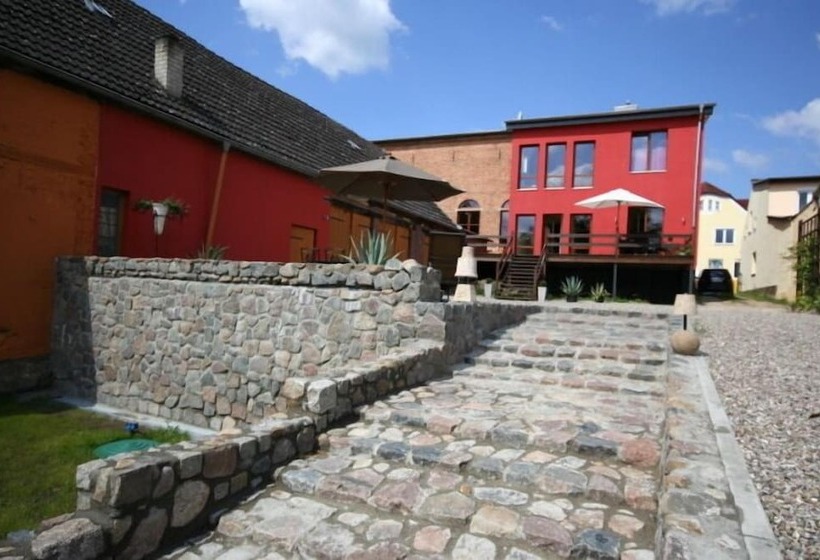 Отель Cour De Berlin