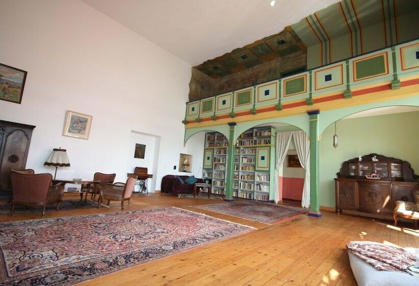 Отель Cour De Berlin