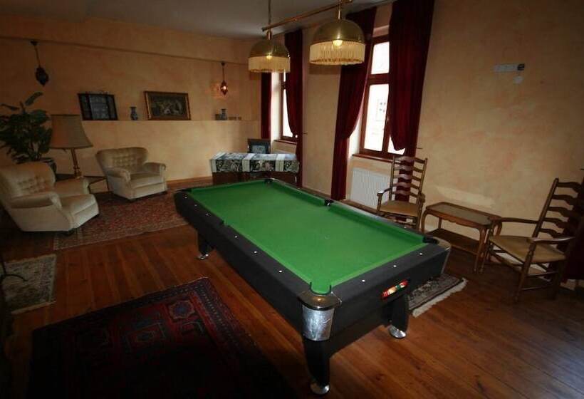 Отель Cour De Berlin