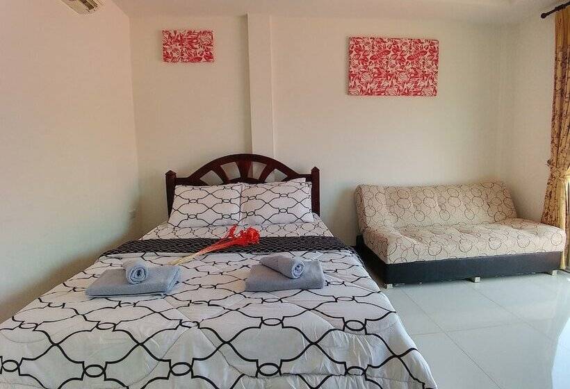 ホテル Rang Noknoy Resort At Kohlarn