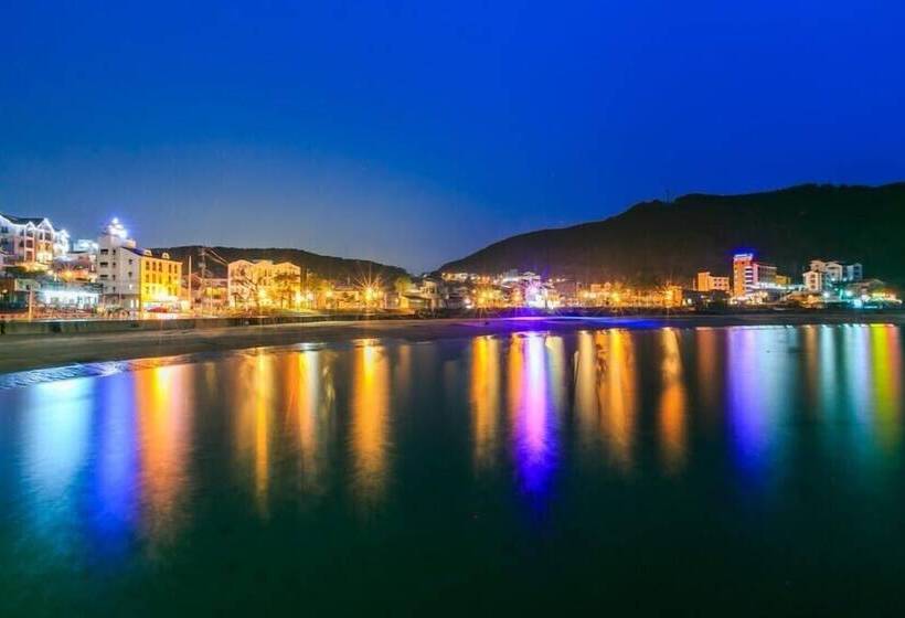 Отель Gatnaeum Pension