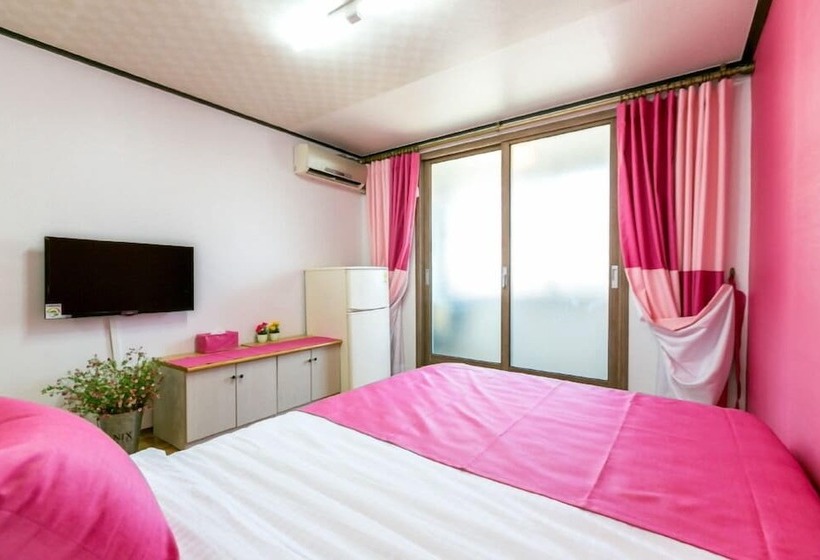 Отель Gatnaeum Pension