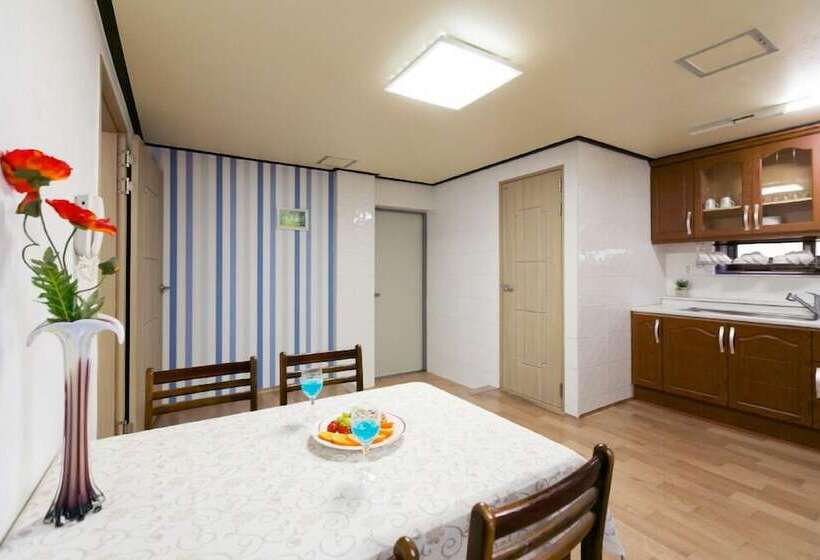 Отель Gatnaeum Pension