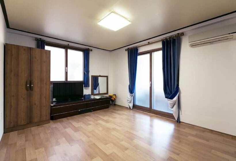 Отель Gatnaeum Pension