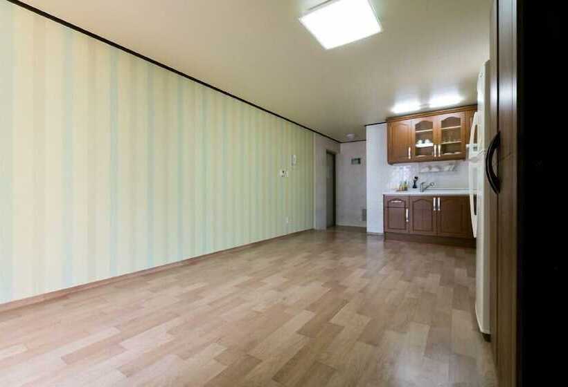 Отель Gatnaeum Pension